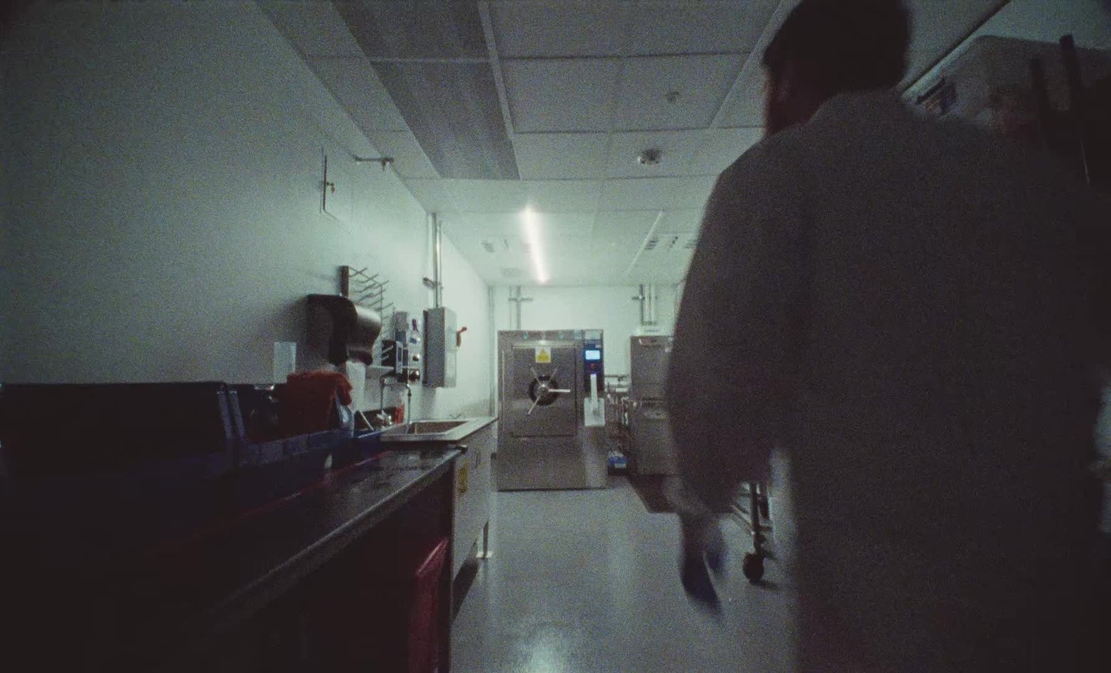 Interior del laboratorio de ciencias de la vida de Anthropic